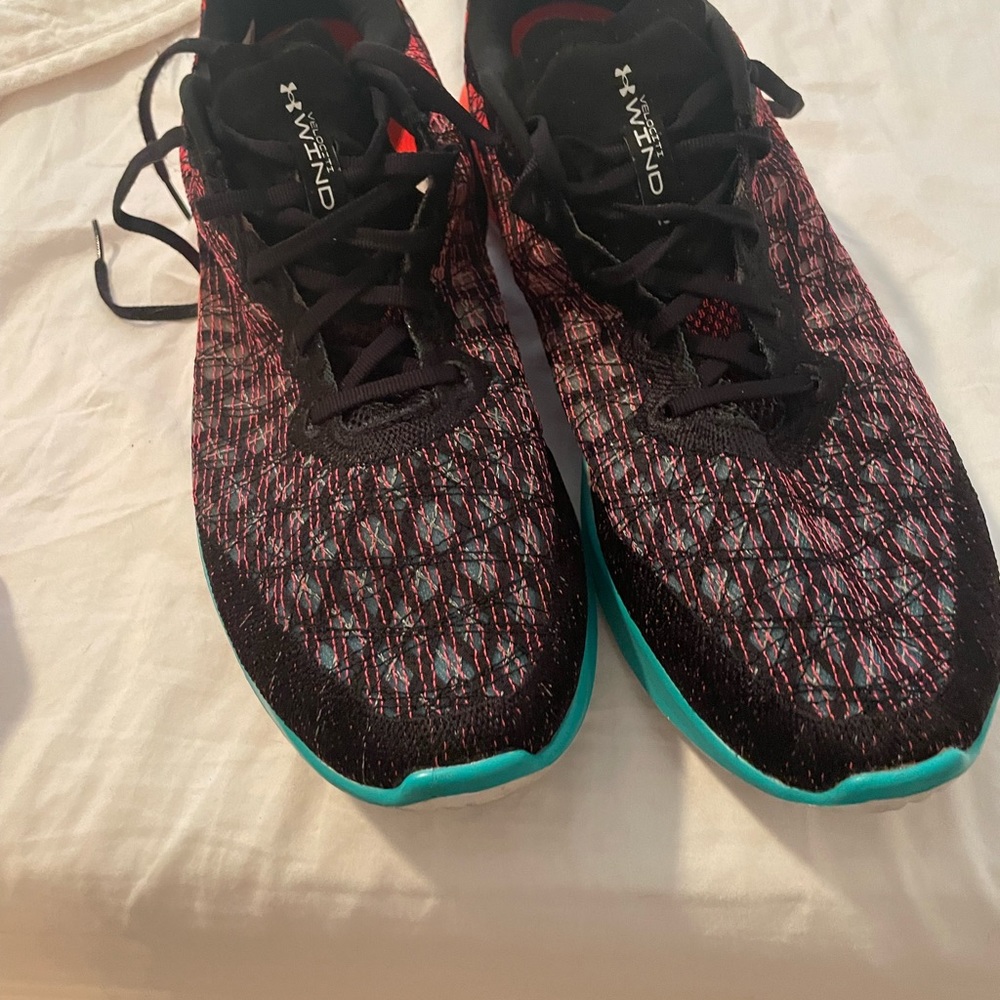 UA underarmour Flow Velociti Wind shoes, bluetooth to app